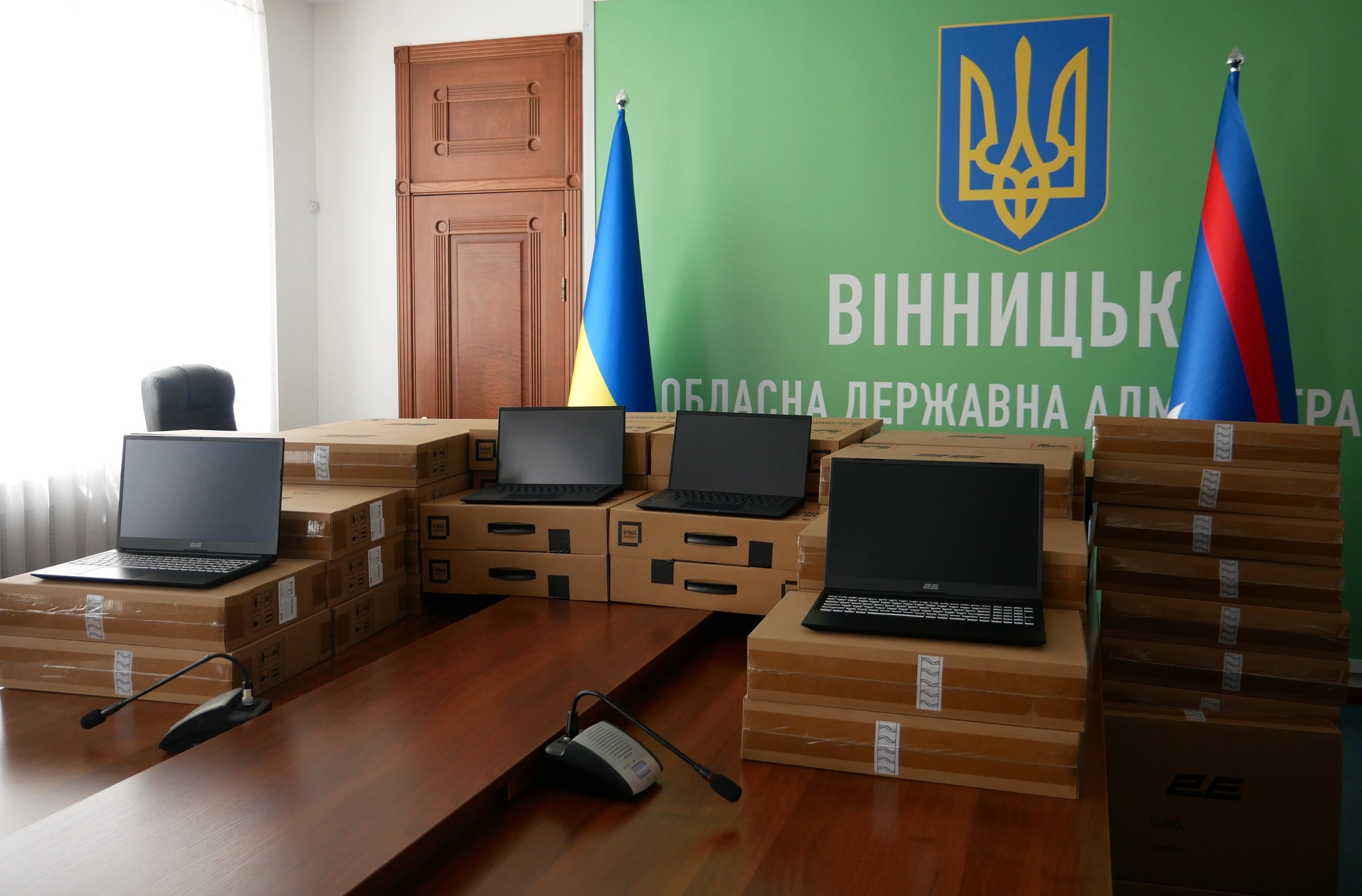 Калинівський технологічний коледж отримав сучасну комп’ютерну техніку для проведення НМТ