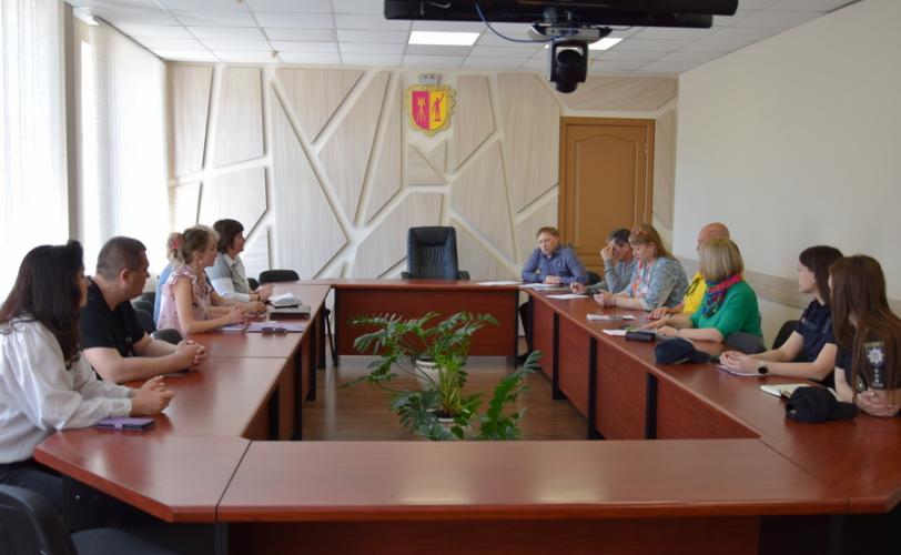 Кам’янчанам нагадують про небезпеку спалювання сухої трави