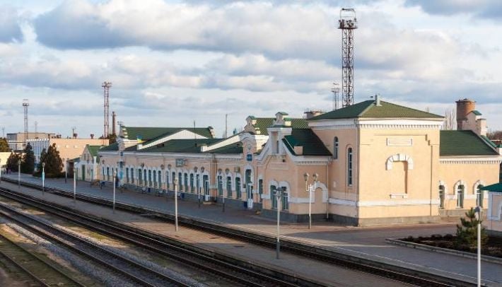 Катували людей на залізниці: поліція Запоріжжя шукає свідків воєнних злочинів …