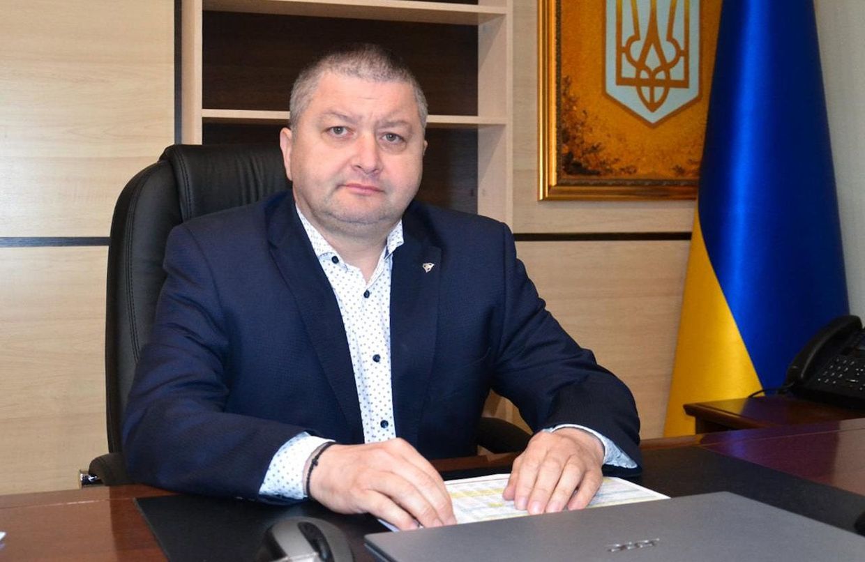 Квартира та Lexus за безцінь: прокуратура позивається до начальника податкової …