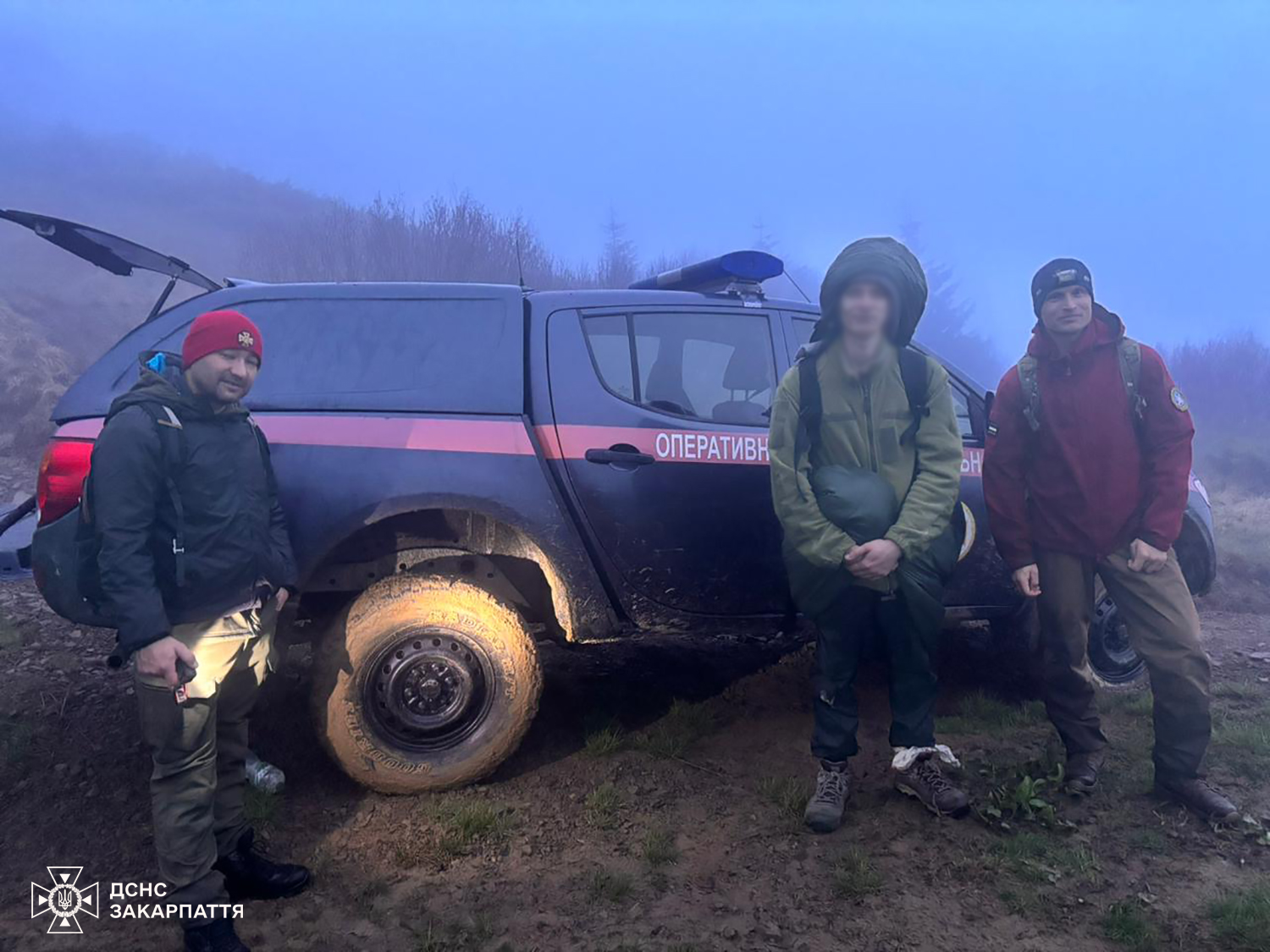 Квасівські рятувальники понад три години шукали туриста в горах