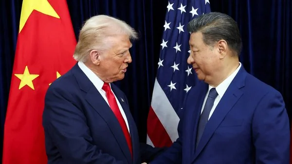 Трамп після зустрічі з Сі розглядає відновлення ударів по Ірану, …