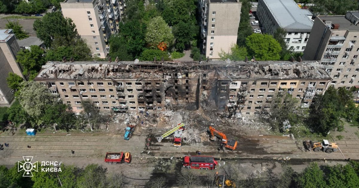 Київ оговтується від атаки: кількість постраждалих невпинно більшає