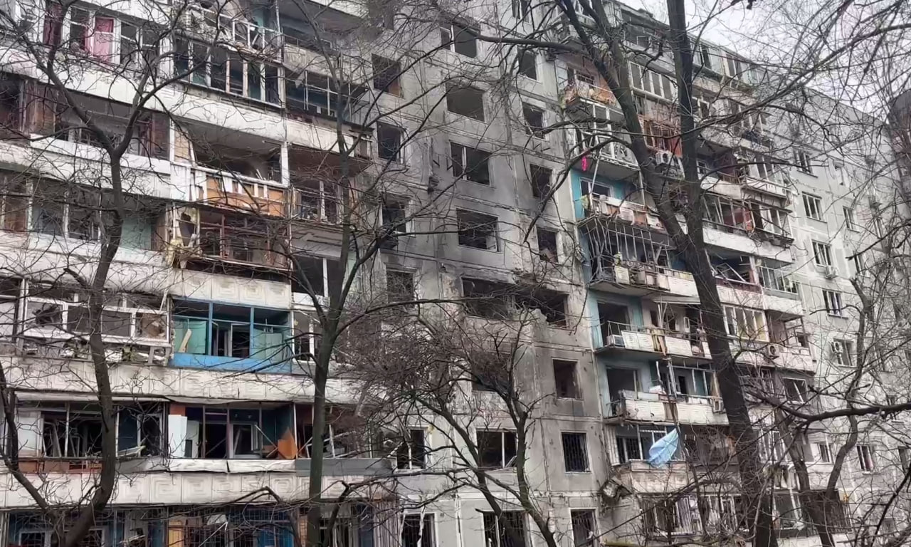 Кожна третя багатоповерхівка у Запоріжжі пошкоджена обстрілами