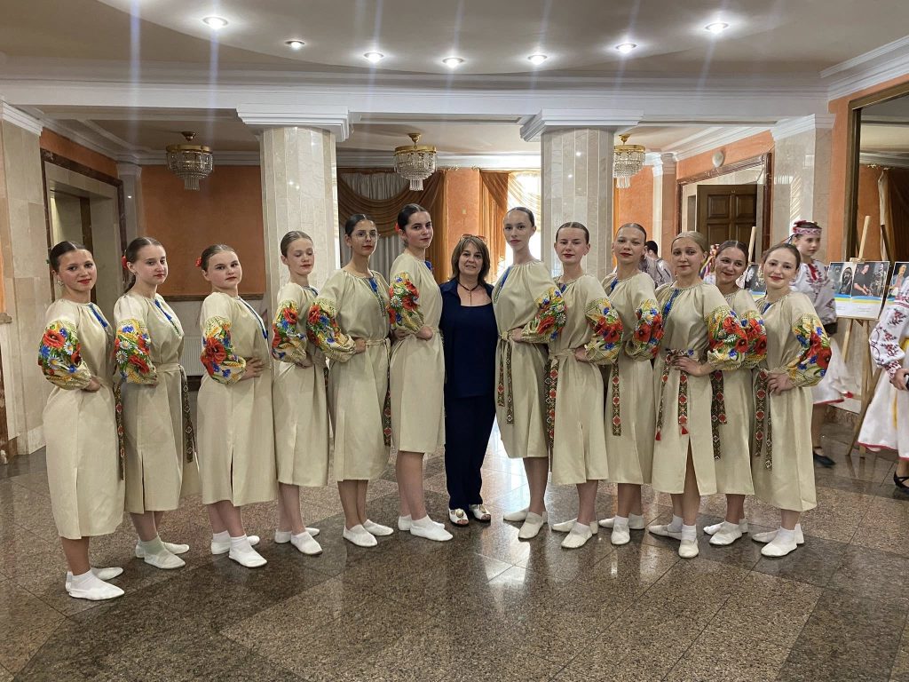 Колектив із Колок здобув призові місця на фестивалі народного танцю …