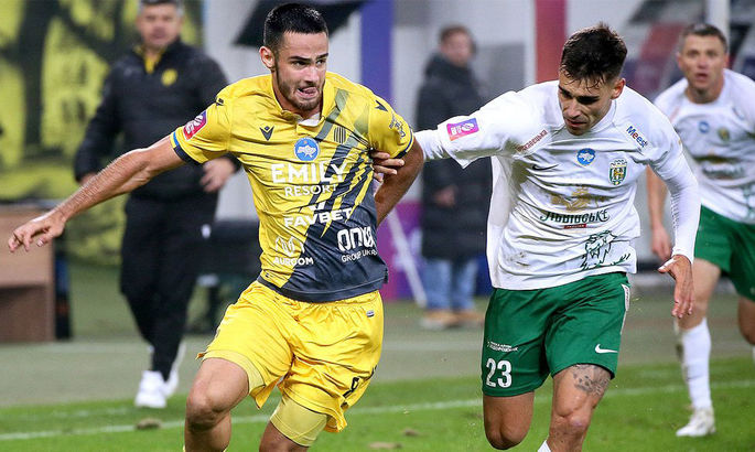 Колишнього футболіста дивує ситуація з Рухом