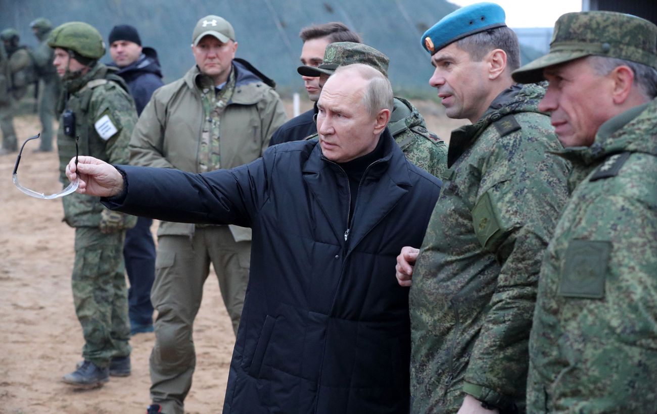 Командування пообіцяло Путіну захопити Донбас до осені, - FT