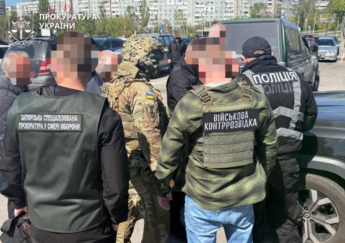 Комбат вимагав по 200 тисяч гривень за “лояльне ставлення” – …