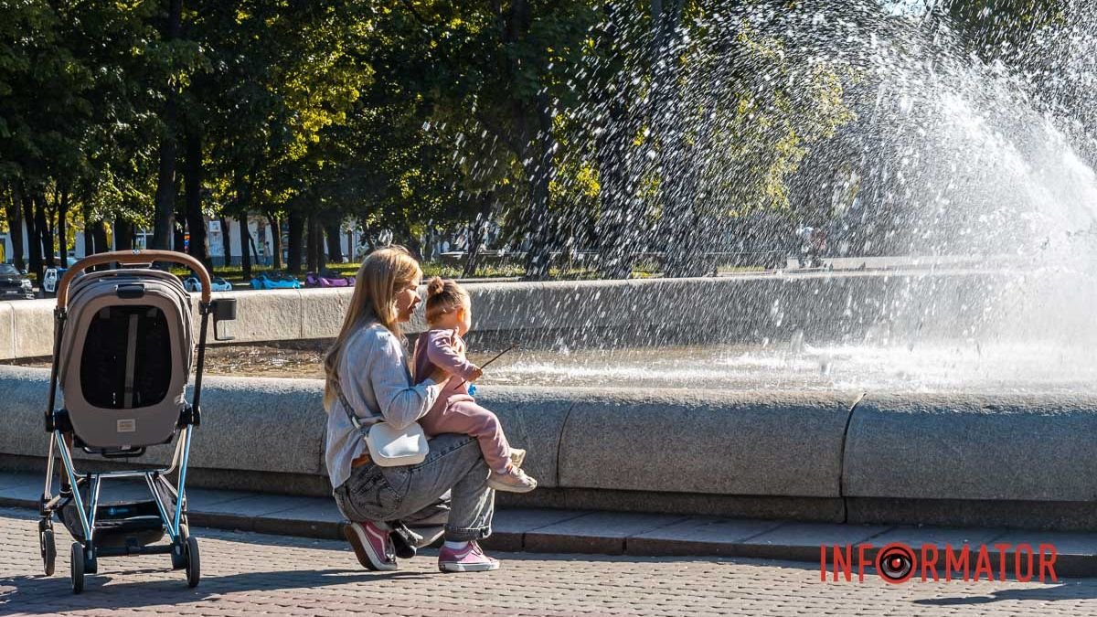 Компенсація за "пакунок малюка" не зменшить допомогу одиноким матерям - …