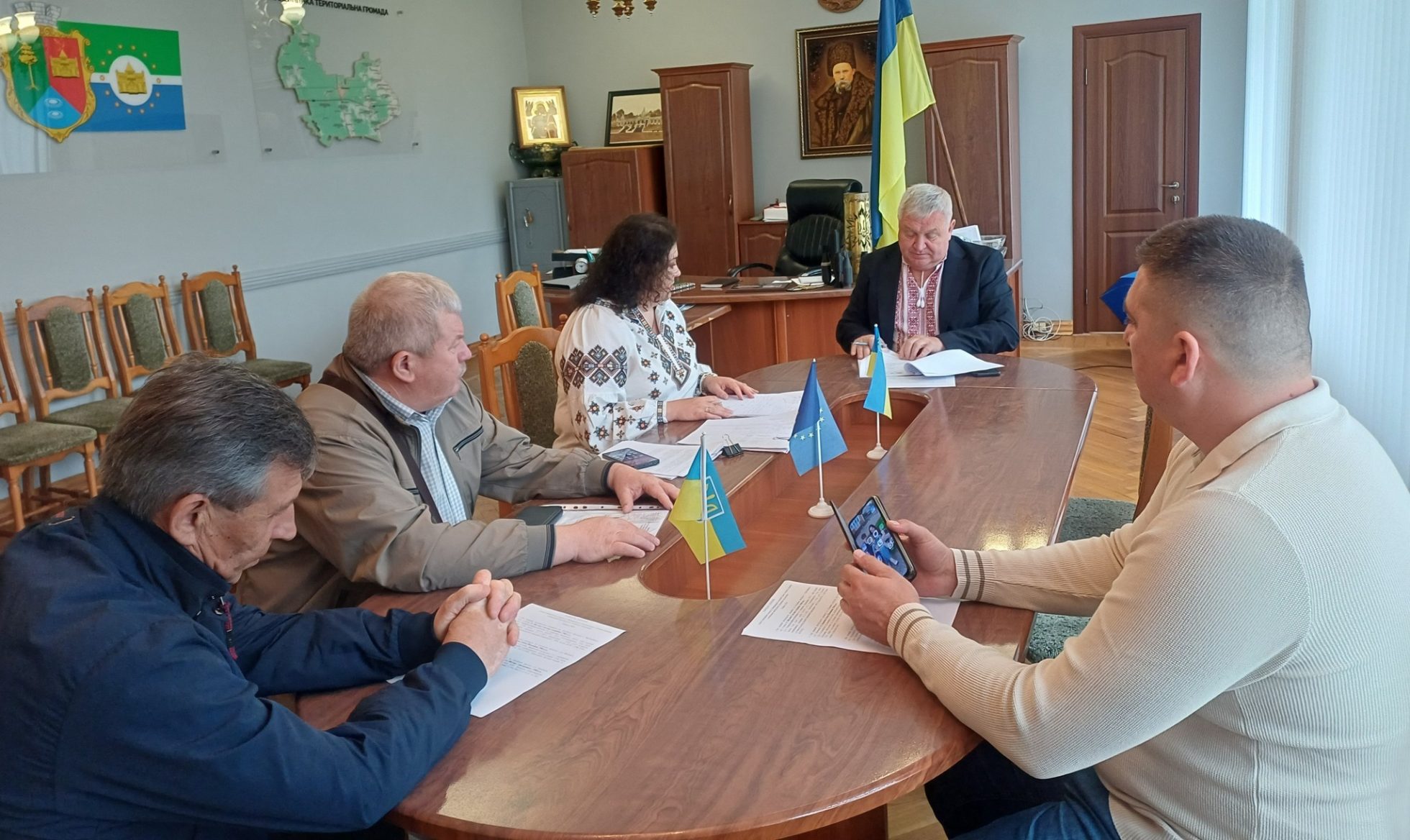 Комісія розглянула питання одноразової матеріальної допомоги мешканцям Маневицької громади