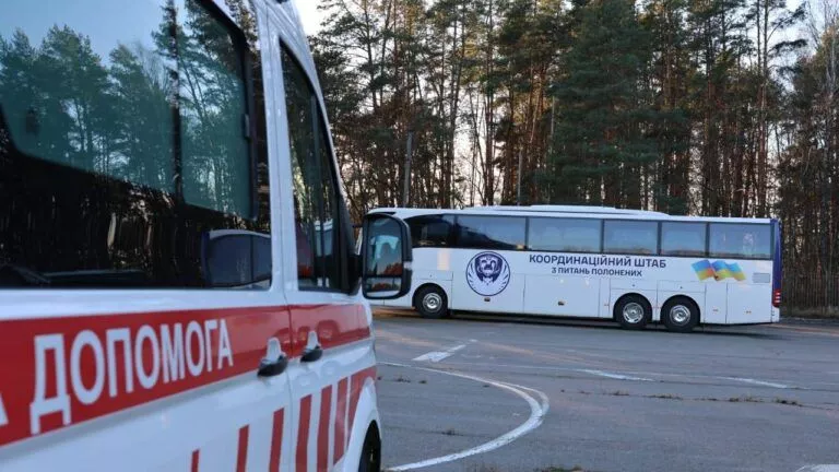 Контакти тривають: в ОП спростували заяву Путіна щодо обміну полоненими