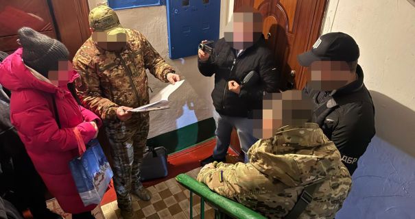 Крав гроші і програвав у казино: в Дніпрі засудили ексфінансиста …