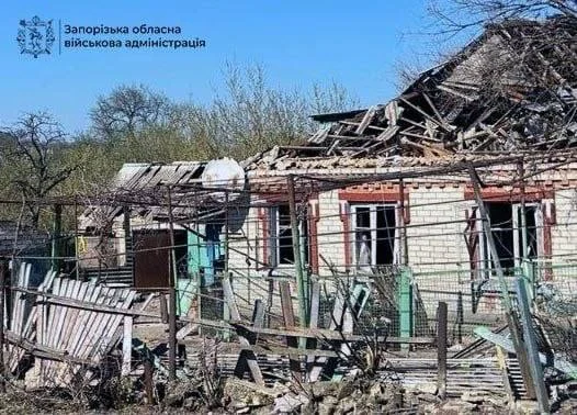 Армия РФ нанесла удар авиабомбами по Запорожью, не менее 12 …