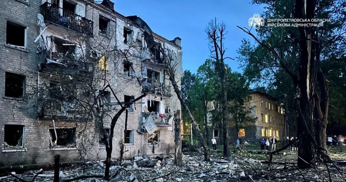 Кількість постраждалих через атаку РФ на Дніпро зросла – влада