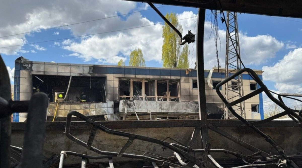 Кількість постраждалих через удар рф по Дніпровському району знову зросла