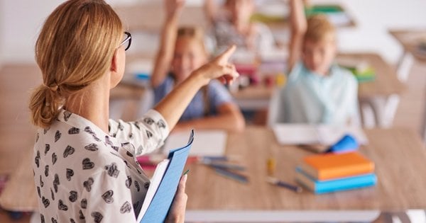Львівський суд оштрафував матір школяра за образи вчителів на уроках