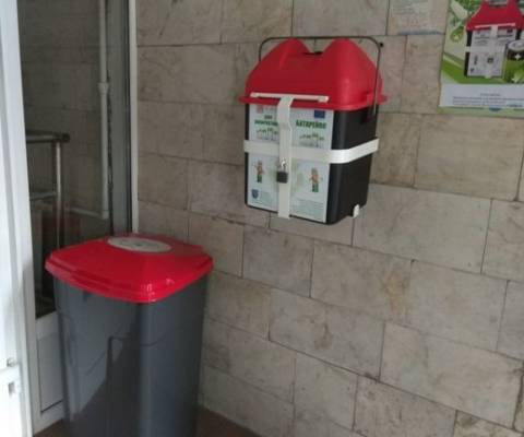 Львівські екобуси: куди здавати використані батарейки та лампи у травні