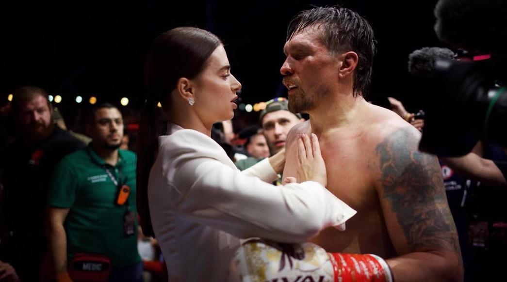 «Люблю тебе, мій чемпіон»: Катерина Усик зворушливо привітала чоловіка після …