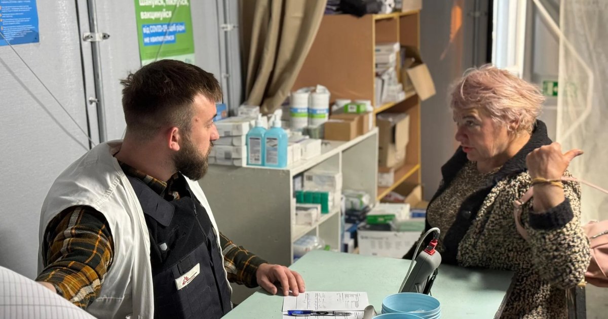 «Лікарі без кордонів»: у прифронтових громадах погіршується доступ до лікування …
