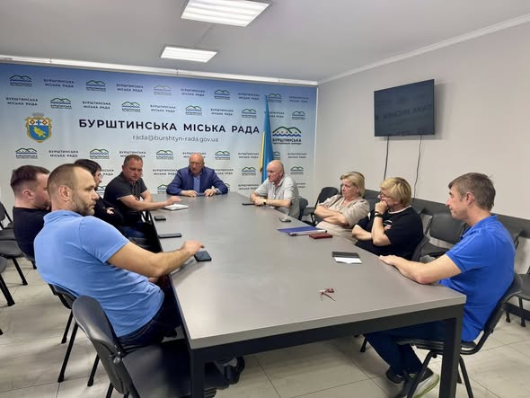 Майбутнє бурштинського футболу: у міській раді обговорили фінансування та розвиток …