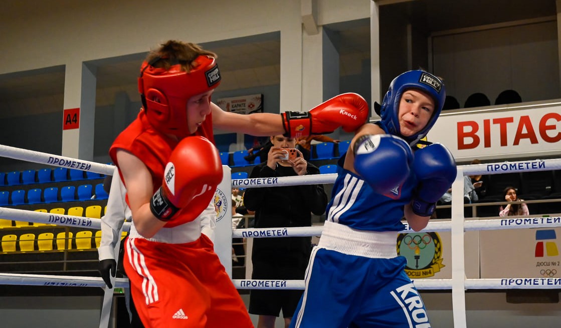 Майже півтори сотні учасників зібрав Відкритий чемпіонат Кам’янського з боксу