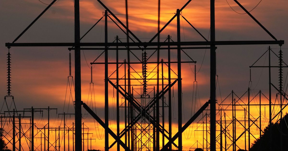 Глобинській громаді повернули майже 500 тисяч гривень за електроенергію