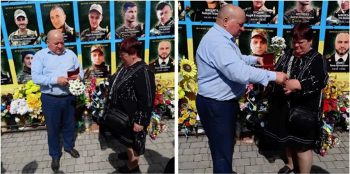 Мамі загиблого Героя з Волині вручили його посмертну нагороду (фото)