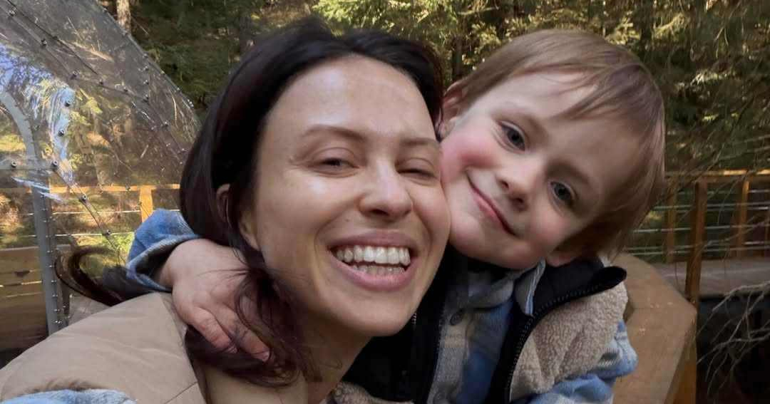 Маремуха показала фемілі-лук та дозвілля з 3-річним сином у Карпатах