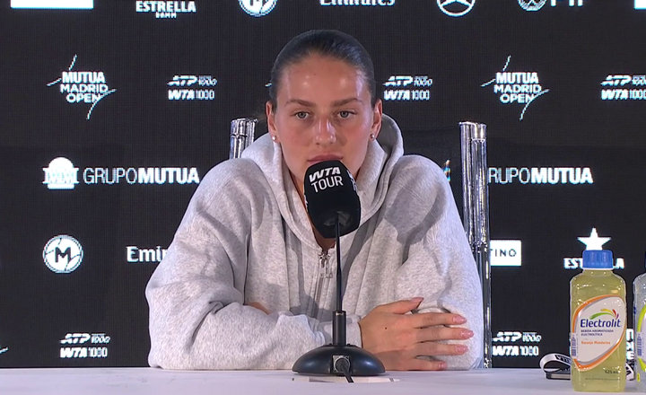 Марта Костюк розповіла, чи потисне руку ексросіянці Потаповій після півфіналу …