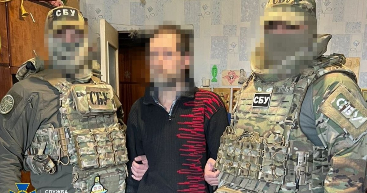 Маскувався "під дідуся": СБУ затримала коригувальника обстрілів у Запоріжжі