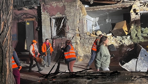 Масована атака по Одесі: пошкоджені багатоповерхівки, 16 постраждалих