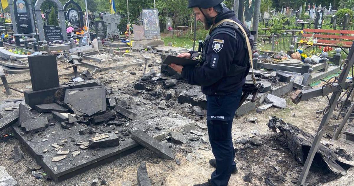 Масована атака росіян на Чернігівщину: постраждали двоє людей, є руйнування …