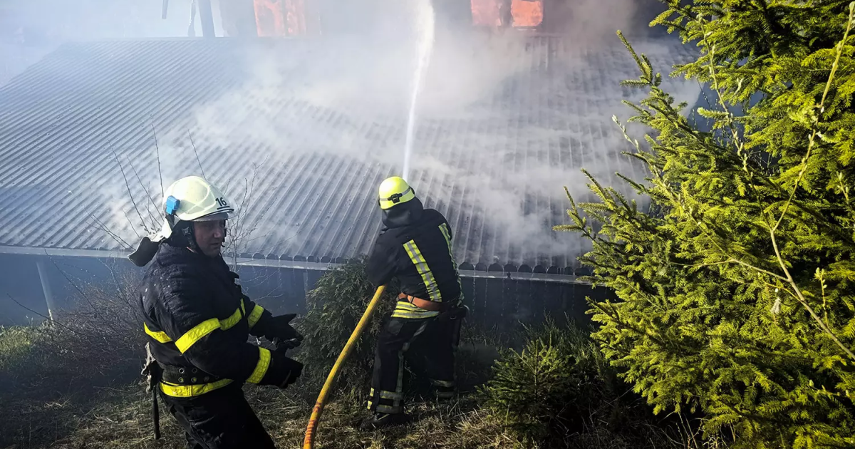 Маштабна пожежа на Закарпатті - загорівся готель