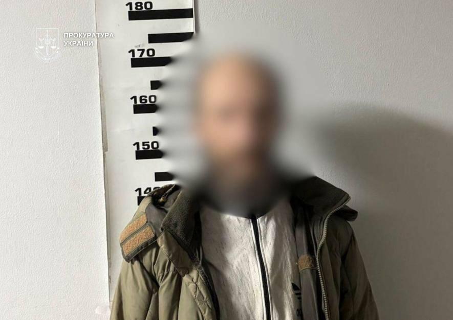 Метадон у залі суду: киянина підозрюють у спробі передачі наркотиків