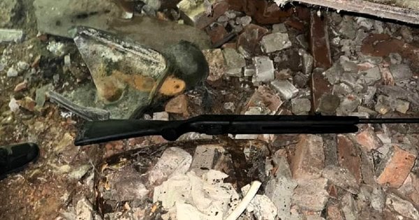 Мешканець Ужгорода влаштував стрілянину в багатоповерхівці