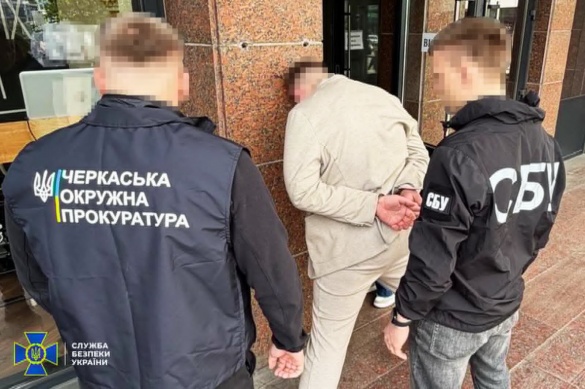 Мешканець Черкас допоміг викрити схему ухилення від мобілізації за $7,5 …
