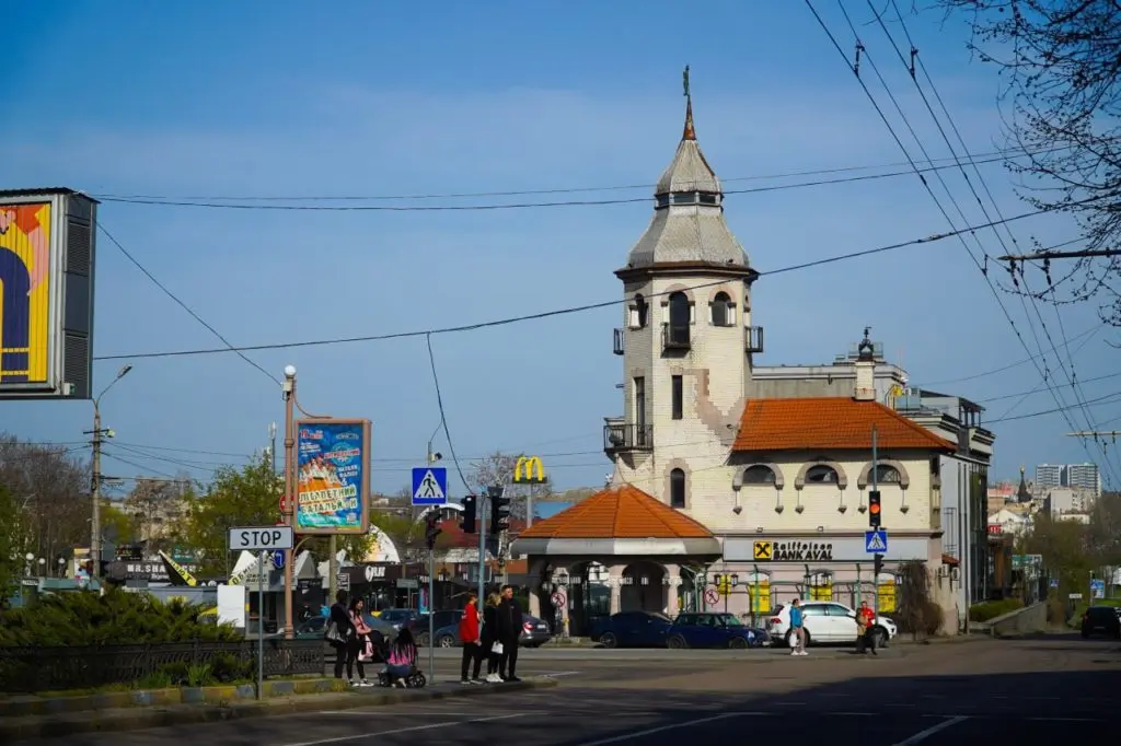 Миколаїв атакований балістикою