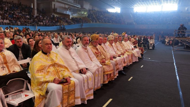 Молитва за мир, що об'єднує тисячі: у Львові відбулася масштабна …