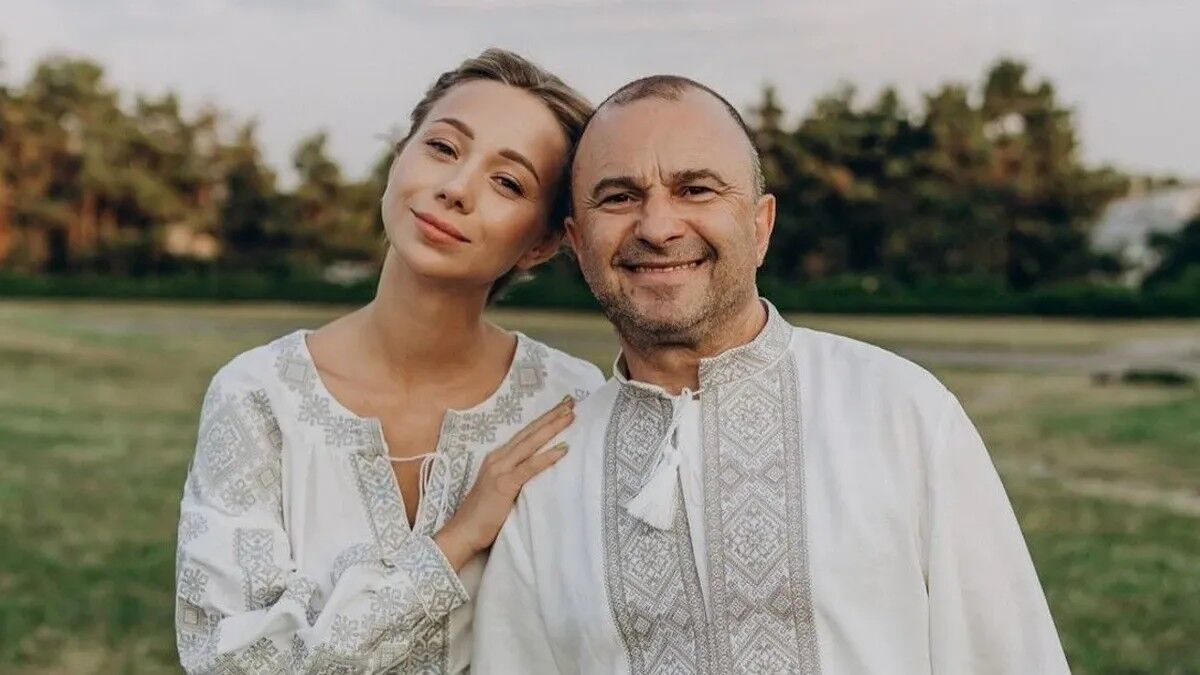 «Я завжди поруч»: молода дружина Віктора Павліка опублікувала зворушливі фото …