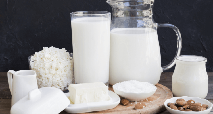 Молочні продукти названі лікарем серед найшкідливіших для жіночого здоров’я