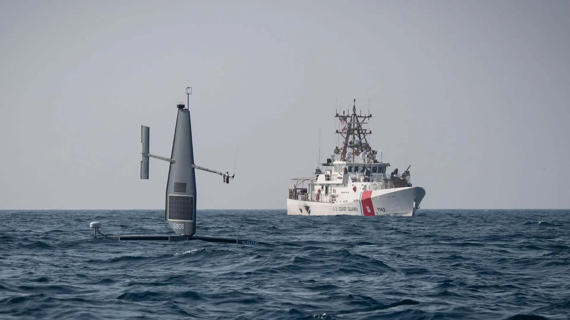 Морські дрони з радарами та ШІ патрулюватимуть кордон США і …