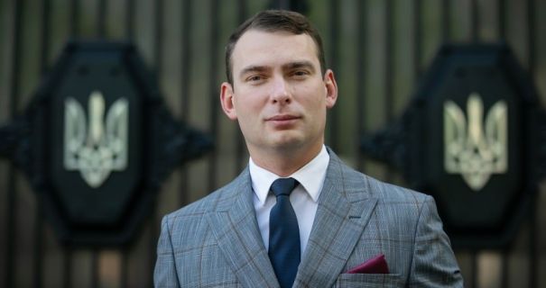 Міндіч подав до суду на нардепа Железняка – просить 200 …