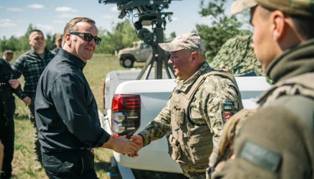 Міністру оборони Німеччини показали позиції української ППО