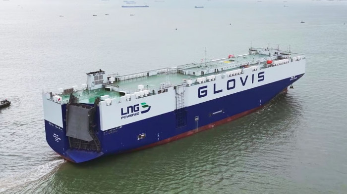 Найбільший у світі автомобілевоз передано південнокорейській HMM