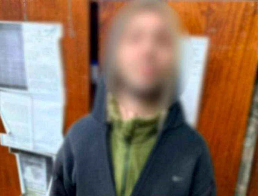 У Києві затримали нетверезого військового, який лякав людей іграшковою рушницею …