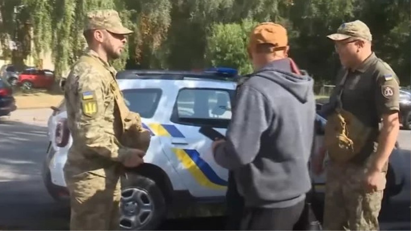 Нападів на ТЦК на Одещині стало більше: стан постраждалих