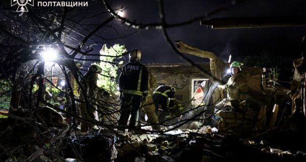 Російський удар по Полтавщині: з-під завалів будинку врятували жінку