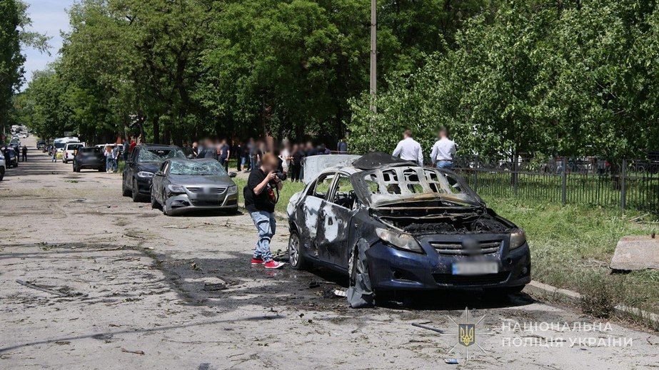Атака на Запоріжжя: ворог вгатив по місту ракетою