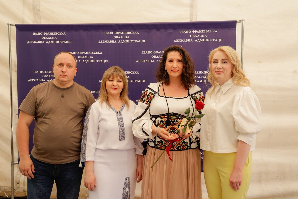 На Івано-Франківщині 94 жінки отримали звання «Мати-героїня» (фоторепортаж)
