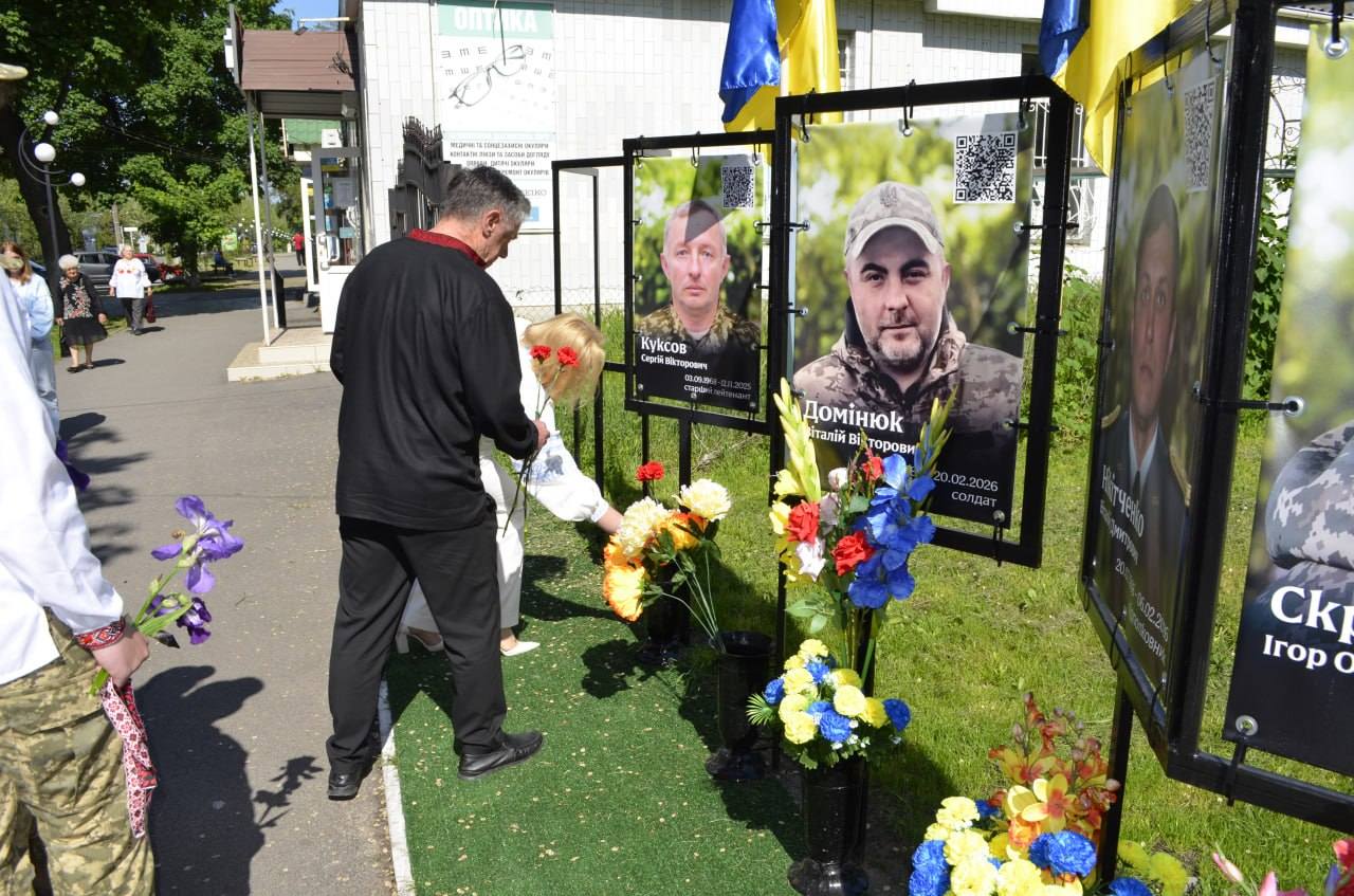 На Алеї Героїв у Звенигородці розмістили ще один портрет загиблого …